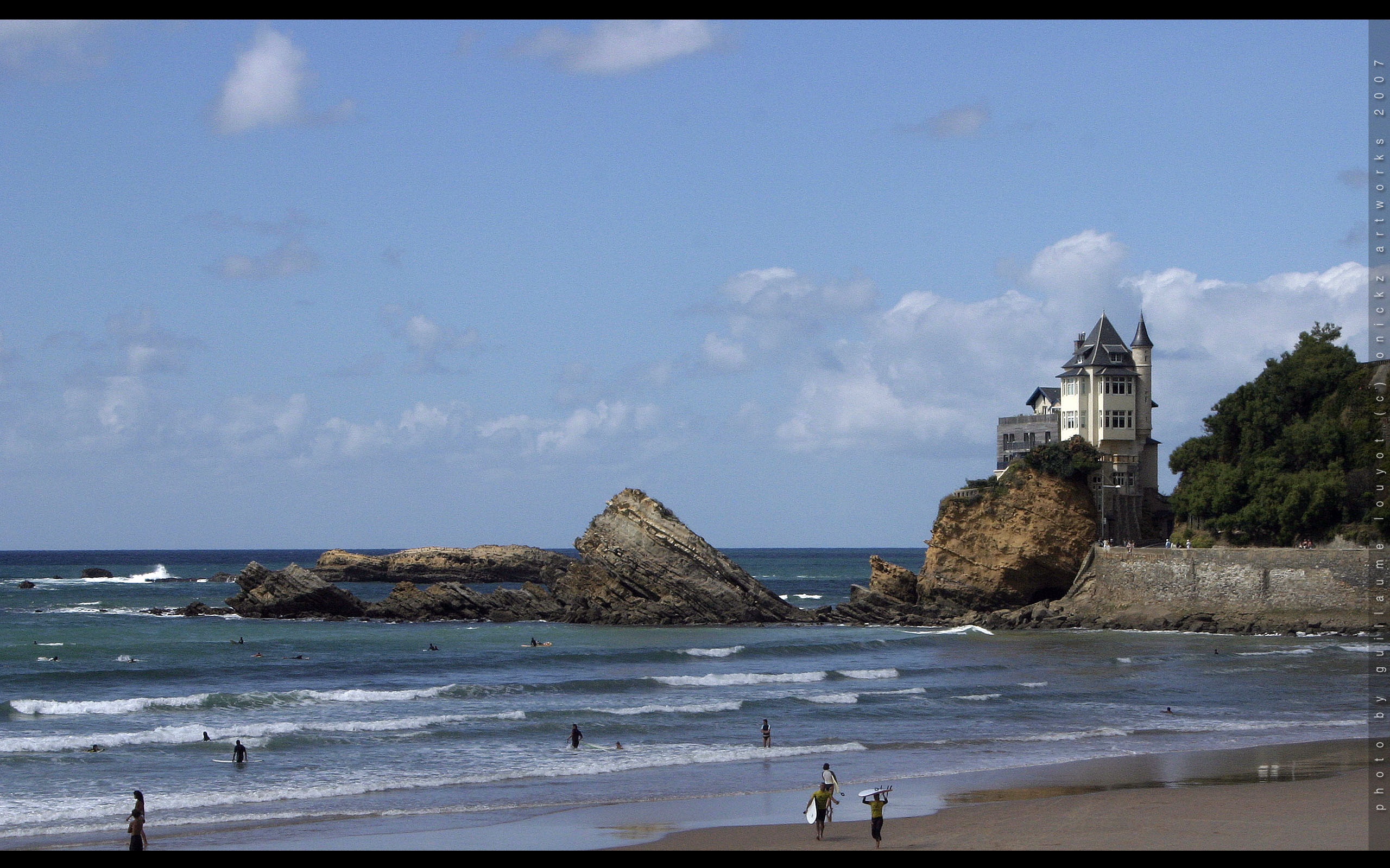 2560x1600 Biarritz Wallpaper 01